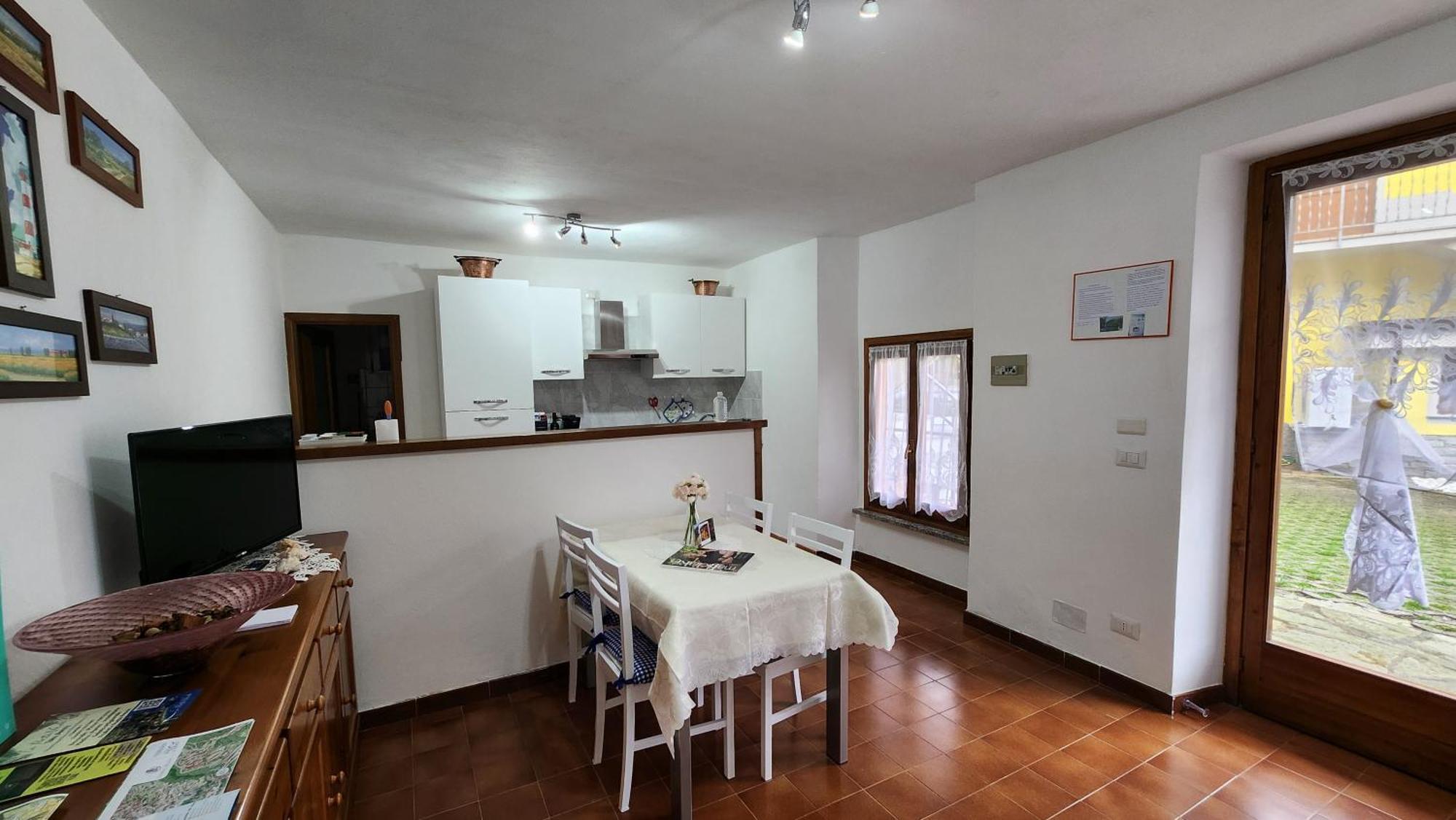 Laura'S Cottage With Lake View, Detached, 5 Kilometers From Varenna Lierna Phòng bức ảnh