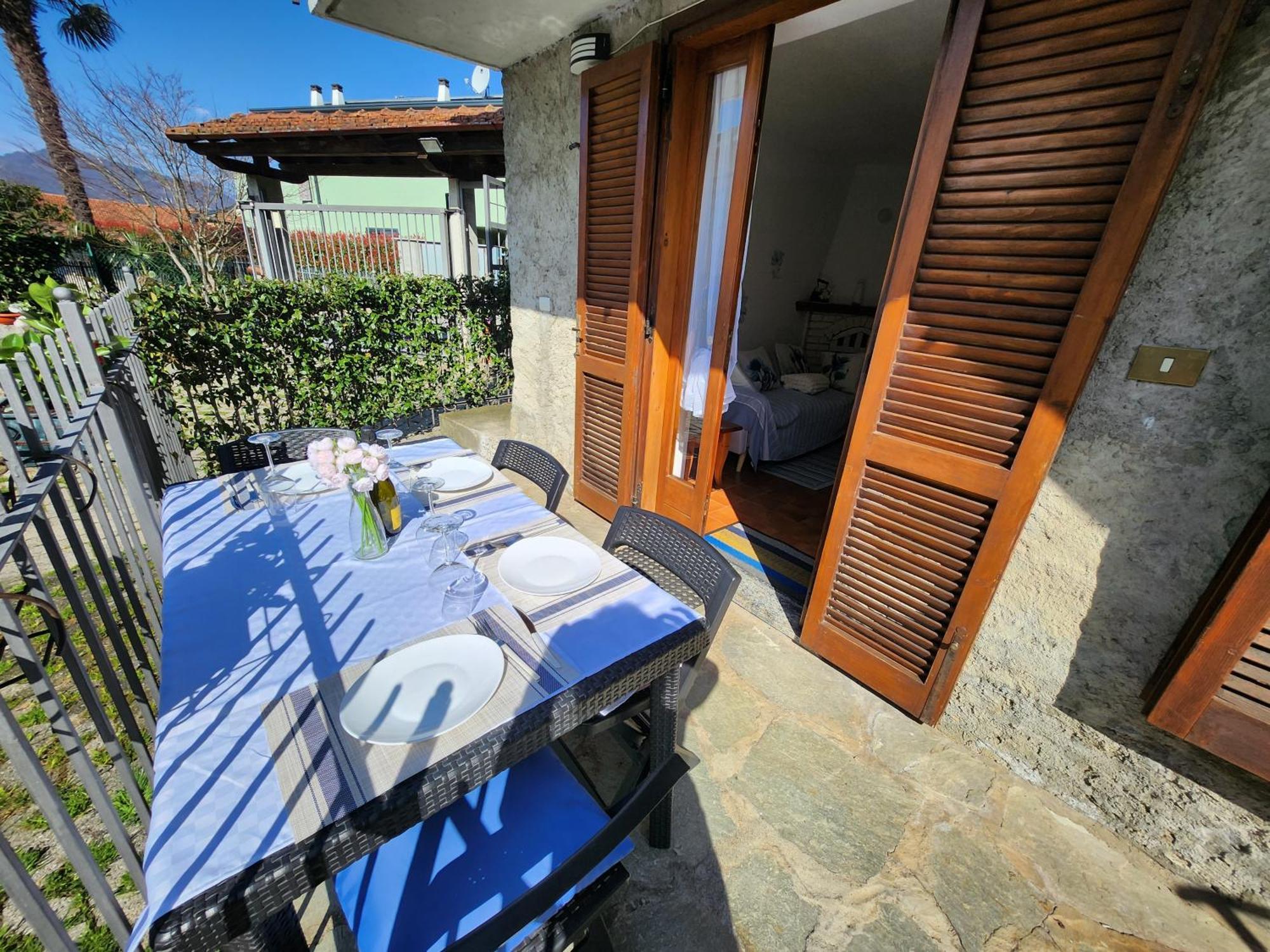 Laura'S Cottage With Lake View, Detached, 5 Kilometers From Varenna Lierna Ngoại thất bức ảnh