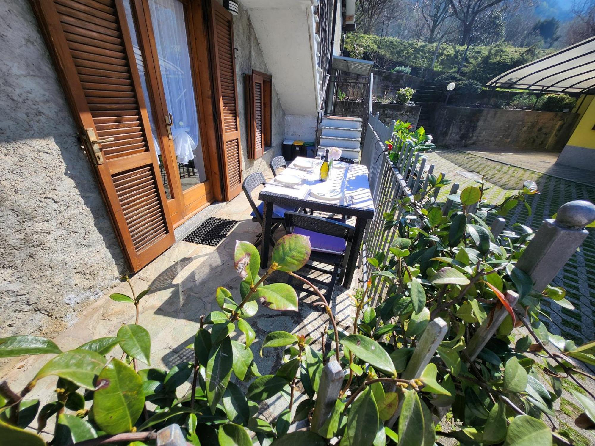 Laura'S Cottage With Lake View, Detached, 5 Kilometers From Varenna Lierna Ngoại thất bức ảnh